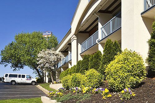 Wyndham Garden Washington Dc North Hotel